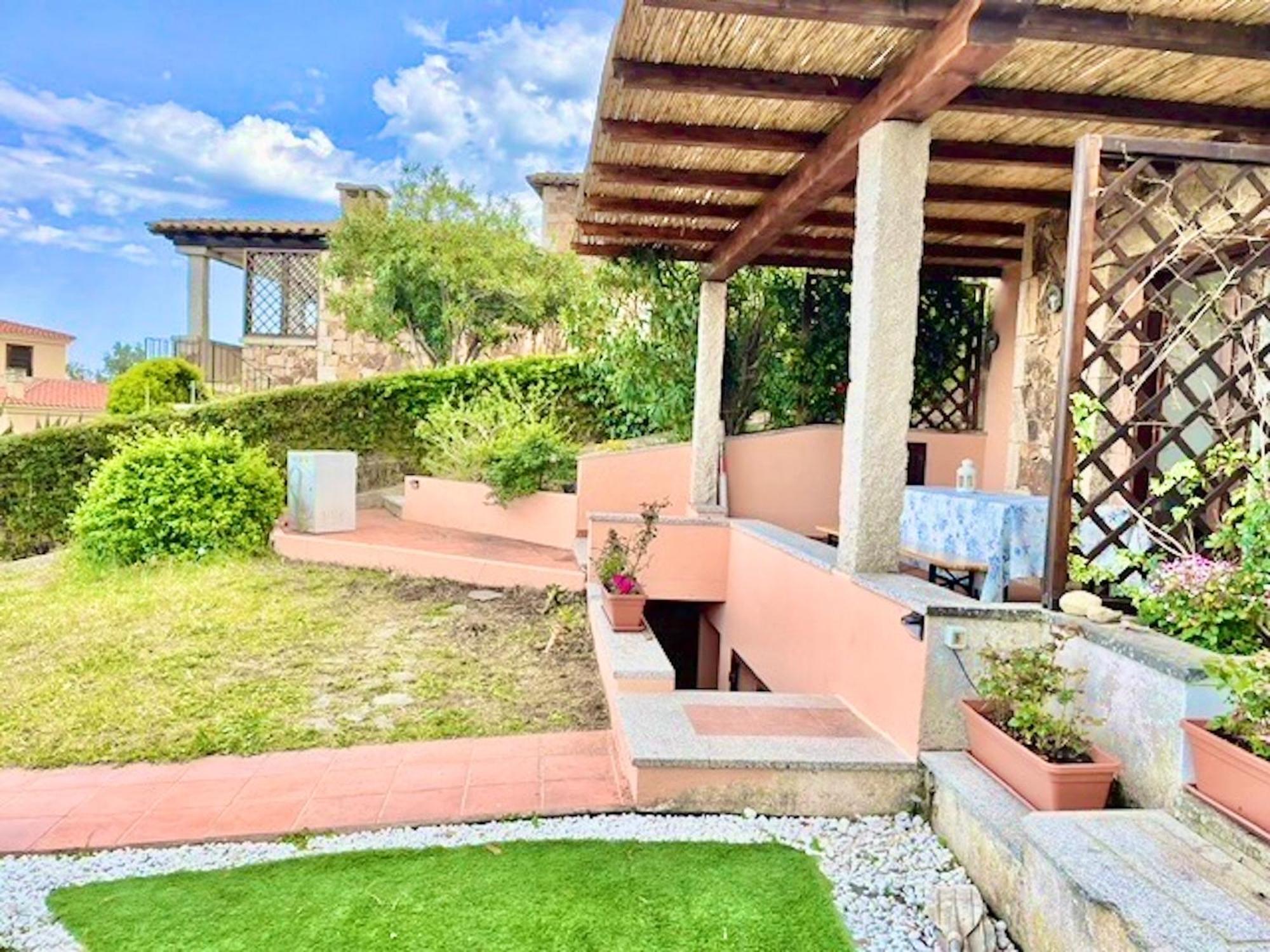 Appartamento Bilocale Citai in Via Ticino, splendida vista mare San Teodoro  Esterno foto